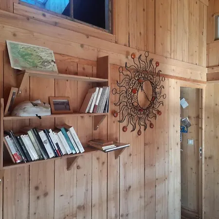 Repos Au Pied Du Puech Casa de Férias *